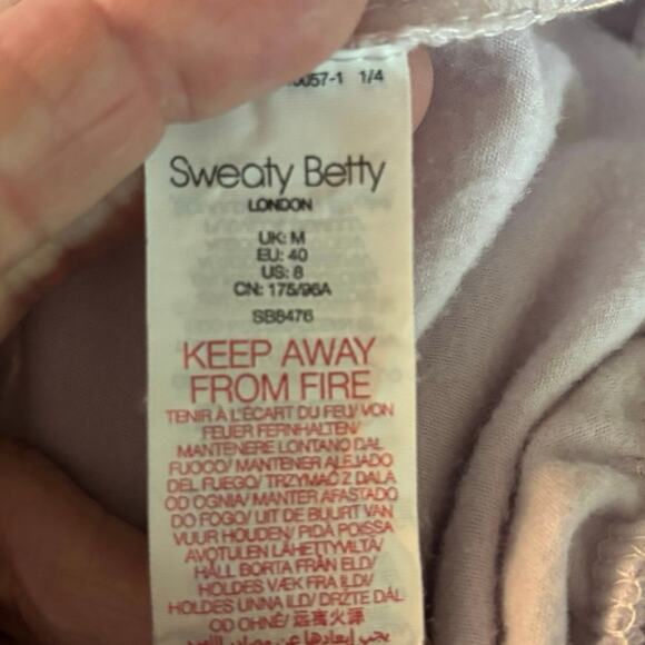 Sweaty Betty Size 8 Melody Luxe Fleece Turtleneck
Pullover Sweatshirt Lavender - Picture 4 of 5